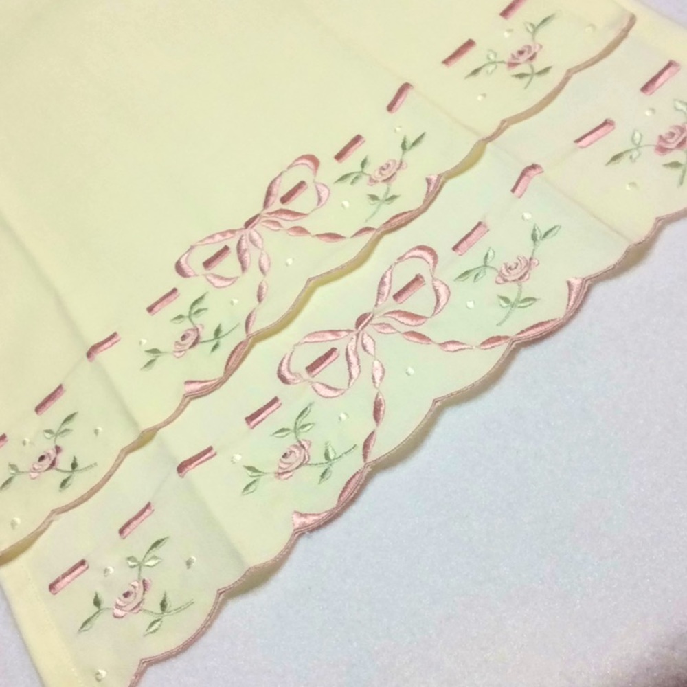 FINAL SALE PRICE Embroidered Fingertip Linens from the Philippines